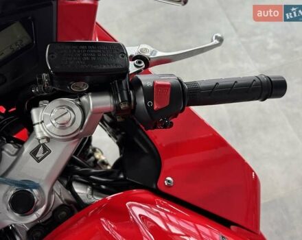 Хонда VFR 800F Interceptor, объемом двигателя 0.8 л и пробегом 17 тыс. км за 6399 $, фото 16 на Automoto.ua