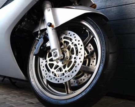 Серый Хонда VFR 800F Interceptor, объемом двигателя 0.8 л и пробегом 18 тыс. км за 5800 $, фото 7 на Automoto.ua