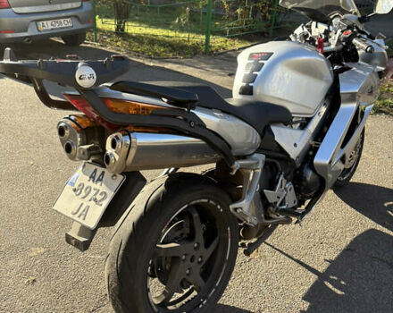 Серый Хонда VFR 800F Interceptor, объемом двигателя 0.78 л и пробегом 41 тыс. км за 4000 $, фото 1 на Automoto.ua