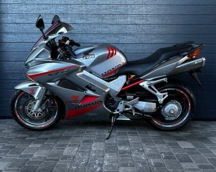 Сірий Хонда VFR 800F Interceptor, об'ємом двигуна 0.8 л та пробігом 37 тис. км за 5800 $, фото 5 на Automoto.ua