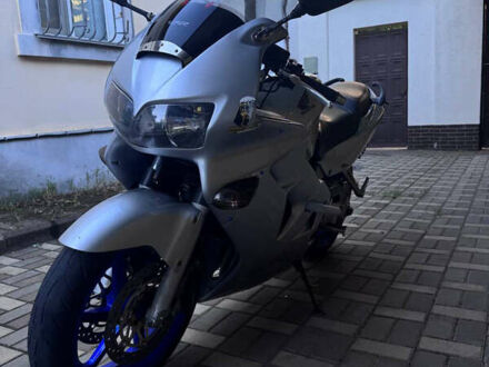 Сірий Хонда VFR 800F Interceptor, об'ємом двигуна 0.8 л та пробігом 74 тис. км за 3400 $, фото 1 на Automoto.ua