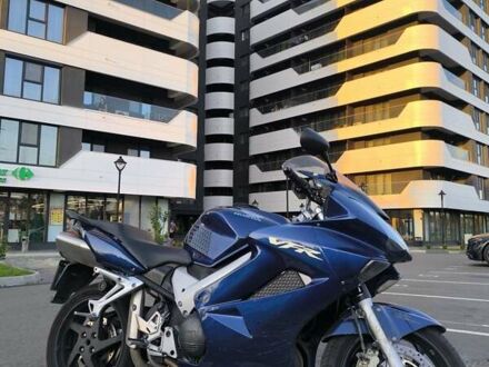 Хонда VFR 800F Interceptor 2007 у Одесі на Automoto.ua Синій Хонда VFR 800F Interceptor, об'ємом двигуна 0.8 л та пробігом 55 тис. км за 5000 $, фото 1 на Automoto.ua