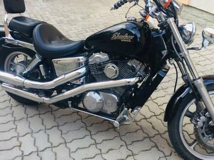 Хонда VT 1100 Shadow 1989 в Ровно на Automoto.ua Черный Хонда VT 1100 Shadow, объемом двигателя 0 л и пробегом 29 тыс. км за 4200 $, фото 1 на Automoto.ua