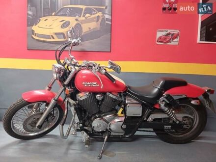 Хонда VT 400 2005 в Киеве на Automoto.ua Красный Хонда VT 400, объемом двигателя 0.4 л и пробегом 23 тыс. км за 5000 $, фото 1 на Automoto.ua
