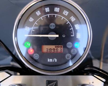 Черный Хонда VT 400S, объемом двигателя 0.4 л и пробегом 39 тыс. км за 4800 $, фото 3 на Automoto.ua