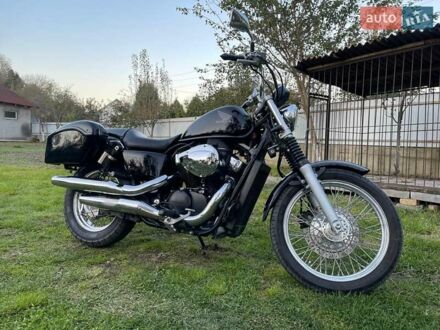 Хонда VT 400S 2011 у Чернівцях на Automoto.ua Чорний Хонда VT 400S, об'ємом двигуна 0.39 л та пробігом 51 тис. км за 3350 $, фото 1 на Automoto.ua