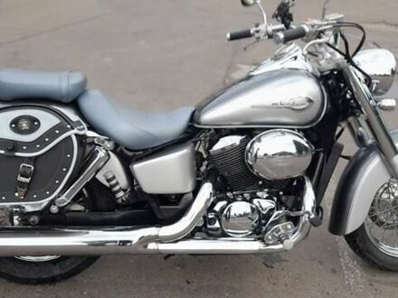 Хонда VT 750 Shadow 2000 в Черноморске (Ильичевске) на Automoto.ua Серый Хонда VT 750 Shadow, объемом двигателя 0.75 л и пробегом 33 тыс. км за 4700 $, фото 1 на Automoto.ua