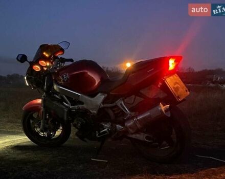 Черный Хонда VTR 1000F, объемом двигателя 0 л и пробегом 150 тыс. км за 2000 $, фото 2 на Automoto.ua