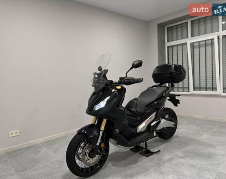 Черный Хонда X-ADV 750, объемом двигателя 0.75 л и пробегом 20 тыс. км за 8400 $, фото 1 на Automoto.ua
