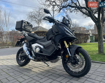 Черный Хонда X-ADV 750, объемом двигателя 0.75 л и пробегом 2 тыс. км за 12000 $, фото 10 на Automoto.ua