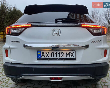 Белый Хонда X-NV, объемом двигателя 0 л и пробегом 88 тыс. км за 15000 $, фото 11 на Automoto.ua