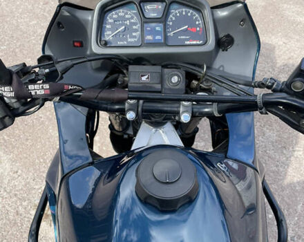 Зеленый Хонда XL 600V Transalp, объемом двигателя 0.58 л и пробегом 61 тыс. км за 3500 $, фото 5 на Automoto.ua