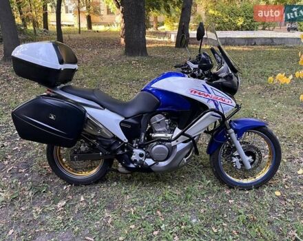 Белый Хонда XL 700V Transalp, объемом двигателя 0.68 л и пробегом 37 тыс. км за 6300 $, фото 8 на Automoto.ua