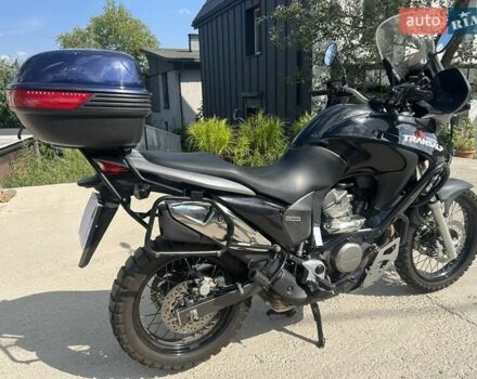 Хонда XL 700V Transalp 2011 в Киеве на Automoto.ua Черный Хонда XL 700V Transalp, объемом двигателя 0.68 л и пробегом 51 тыс. км за 6500 $, фото 9 на Automoto.ua