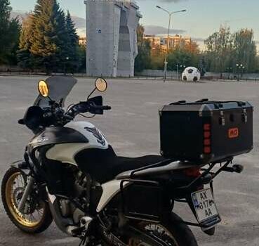 Хонда XL 700V Transalp, об'ємом двигуна 0.7 л та пробігом 31 тис. км за 6500 $, фото 4 на Automoto.ua