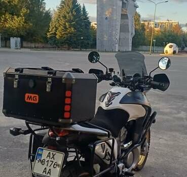 Хонда XL 700V Transalp, об'ємом двигуна 0.7 л та пробігом 31 тис. км за 6500 $, фото 11 на Automoto.ua