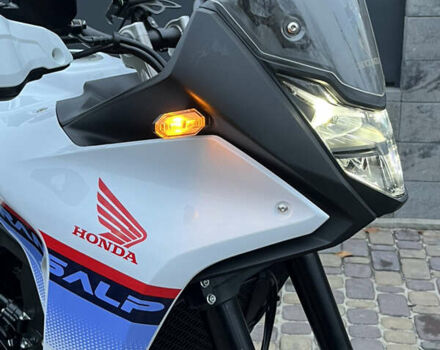 Белый Хонда XL 750 Transalp, объемом двигателя 0.75 л и пробегом 3 тыс. км за 11500 $, фото 13 на Automoto.ua
