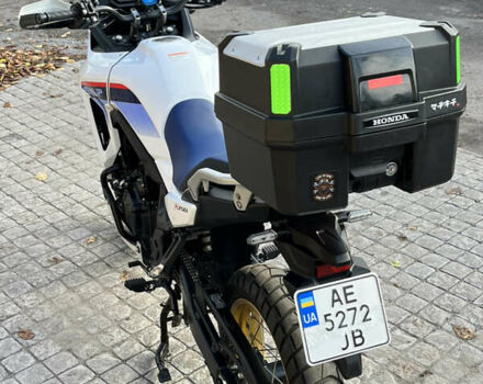 Белый Хонда XL 750 Transalp, объемом двигателя 0.75 л и пробегом 3 тыс. км за 11500 $, фото 9 на Automoto.ua