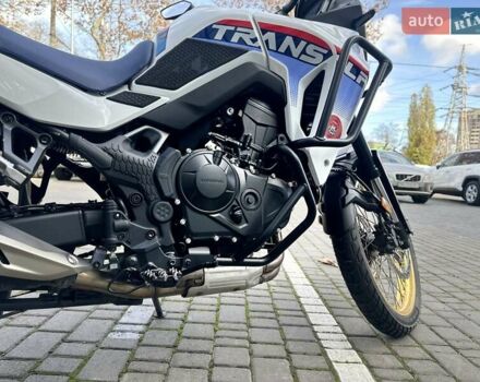 Белый Хонда XL 750 Transalp, объемом двигателя 0.76 л и пробегом 1 тыс. км за 12900 $, фото 8 на Automoto.ua