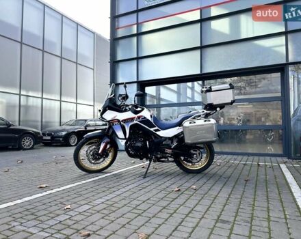 Белый Хонда XL 750 Transalp, объемом двигателя 0.76 л и пробегом 1 тыс. км за 12900 $, фото 2 на Automoto.ua