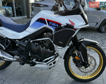 Белый Хонда XL 750 Transalp, объемом двигателя 0.76 л и пробегом 8 тыс. км за 10999 $, фото 14 на Automoto.ua