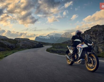 Хонда XL 750V Transalp, об'ємом двигуна 0 л та пробігом 0 тис. км за 11574 $, фото 6 на Automoto.ua