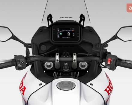 Хонда XL 750V Transalp, об'ємом двигуна 0 л та пробігом 0 тис. км за 11574 $, фото 5 на Automoto.ua