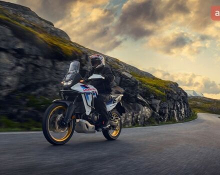 Хонда XL 750V Transalp, об'ємом двигуна 0 л та пробігом 0 тис. км за 11574 $, фото 7 на Automoto.ua