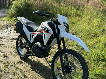 Хонда XR 190 L 2025 у Львові на Automoto.ua Білий Хонда XR 190 L, об'ємом двигуна 0.18 л та пробігом 1 тис. км за 3200 $, фото 1 на Automoto.ua