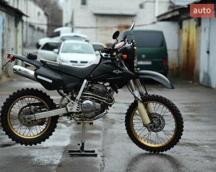 Черный Хонда XR 250 Tornado, объемом двигателя 0.2 л и пробегом 22 тыс. км за 3900 $, фото 1 на Automoto.ua