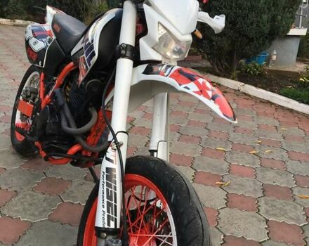 Белый Хонда XR 400 Motard, объемом двигателя 0 л и пробегом 26 тыс. км за 4299 $, фото 7 на Automoto.ua