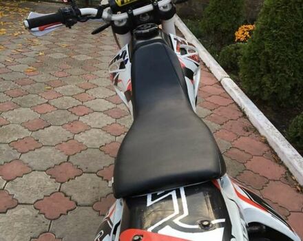 Белый Хонда XR 400 Motard, объемом двигателя 0 л и пробегом 26 тыс. км за 4299 $, фото 6 на Automoto.ua