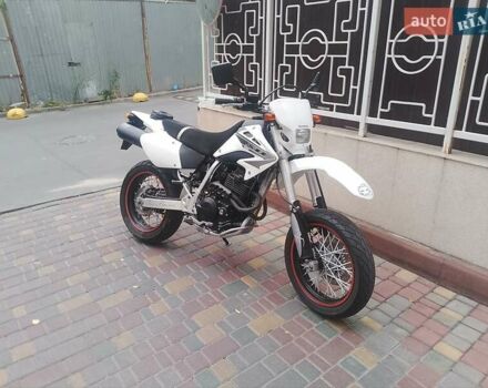 Белый Хонда XR 400 Motard, объемом двигателя 0 л и пробегом 33 тыс. км за 4000 $, фото 2 на Automoto.ua