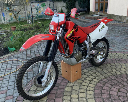 Красный Хонда XR 650R, объемом двигателя 0 л и пробегом 1 тыс. км за 6000 $, фото 4 на Automoto.ua