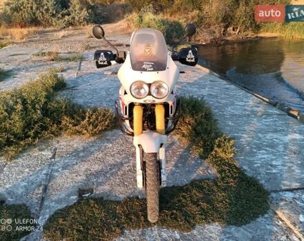 Білий Хонда XRV 750 Africa Twin, об'ємом двигуна 0 л та пробігом 45 тис. км за 3500 $, фото 1 на Automoto.ua