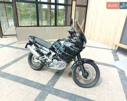 Черный Хонда XRV 750 Africa Twin, объемом двигателя 0.75 л и пробегом 48 тыс. км за 4500 $, фото 4 на Automoto.ua