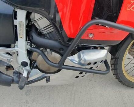 Черный Хонда XRV 750 Africa Twin, объемом двигателя 0.75 л и пробегом 68 тыс. км за 5000 $, фото 19 на Automoto.ua