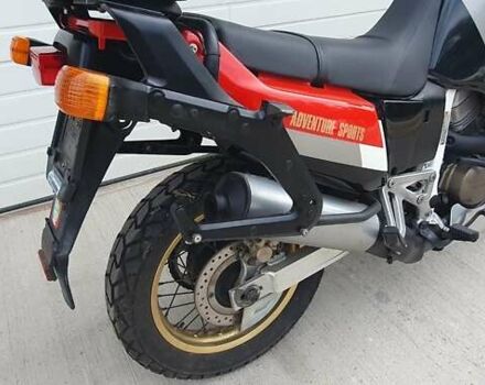 Черный Хонда XRV 750 Africa Twin, объемом двигателя 0.75 л и пробегом 68 тыс. км за 5000 $, фото 4 на Automoto.ua