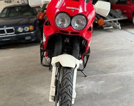 Красный Хонда XRV 750 Africa Twin, объемом двигателя 0.75 л и пробегом 21 тыс. км за 8000 $, фото 4 на Automoto.ua