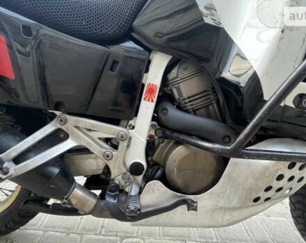 Хонда XRV 750 Africa Twin 1992 в Одессе на Automoto.ua Хонда XRV 750 Africa Twin, объемом двигателя 0.75 л и пробегом 0 тыс. км за 3800 $, фото 3 на Automoto.ua