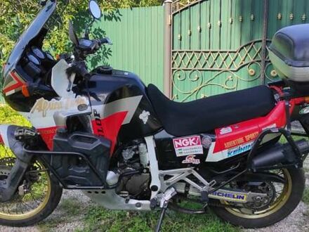 Хонда XRV 750 Africa Twin 1992 у Шостке на Automoto.ua Хонда XRV 750 Africa Twin, об'ємом двигуна 0 л та пробігом 106 тис. км за 3400 $, фото 1 на Automoto.ua