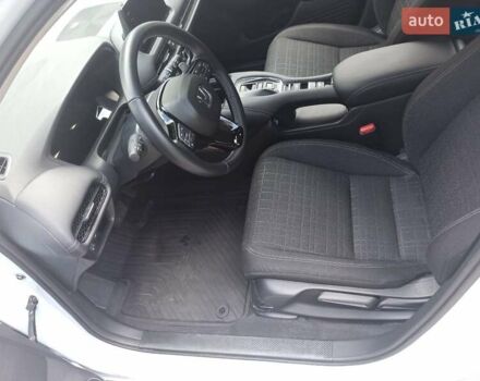 Белый Хонда ZR-V, объемом двигателя 1.99 л и пробегом 6 тыс. км за 34700 $, фото 22 на Automoto.ua