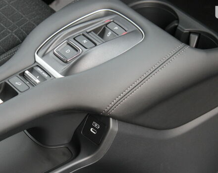Хонда ZR-V, объемом двигателя 1.99 л и пробегом 0 тыс. км за 48216 $, фото 39 на Automoto.ua