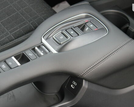 Хонда ZR-V, об'ємом двигуна 1.99 л та пробігом 0 тис. км за 48216 $, фото 33 на Automoto.ua
