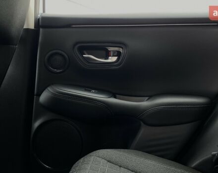 Хонда ZR-V 2023 в Киеве на Automoto.ua Хонда ZR-V, объемом двигателя 1.99 л и пробегом 0 тыс. км за 35543 $, фото 53 на Automoto.ua