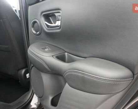 Хонда ZR-V, об'ємом двигуна 1.99 л та пробігом 0 тис. км за 33286 $, фото 36 на Automoto.ua