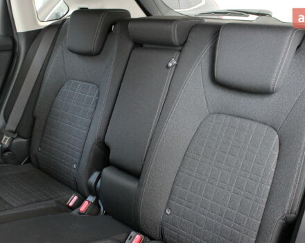 Хонда ZR-V, об'ємом двигуна 1.99 л та пробігом 0 тис. км за 33286 $, фото 40 на Automoto.ua