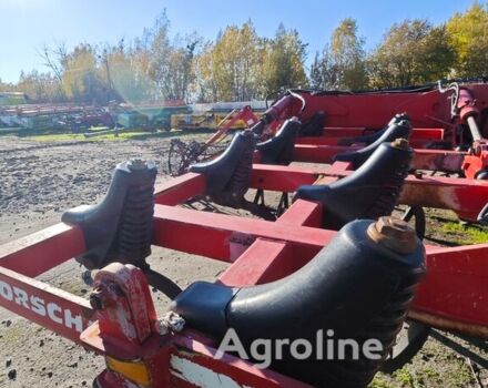 Хорш Другая 2011 в Шепетовке на Automoto.ua Красный Хорш Другая, объемом двигателя 0 л и пробегом 0 тыс. км за 20968 $, фото 9 на Automoto.ua