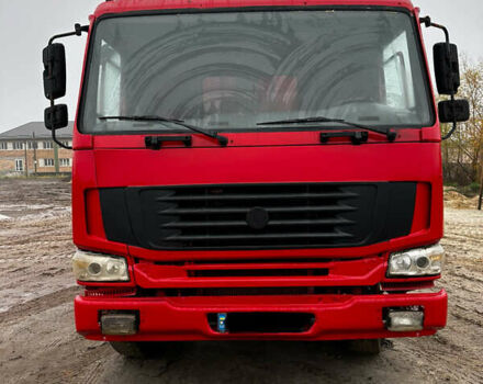 Красный Хово ЗЗ, объемом двигателя 10.8 л и пробегом 17 тыс. км за 19700 $, фото 2 на Automoto.ua