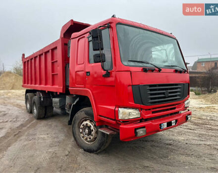 Червоний Хово ZZ1257, об'ємом двигуна 9.73 л та пробігом 32 тис. км за 19800 $, фото 5 на Automoto.ua